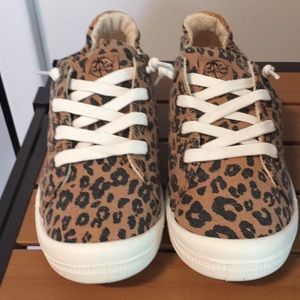Leopard print Roxy sneakers